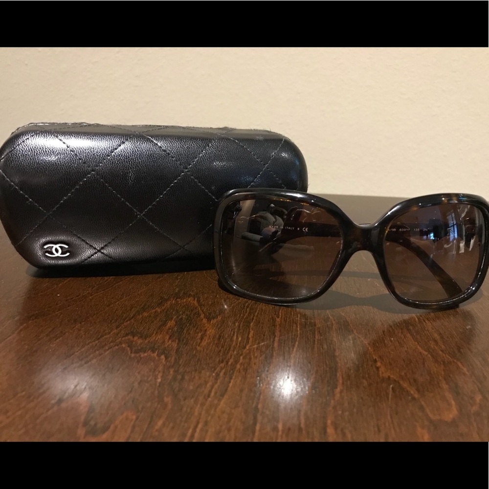 Women’s Tortoise Chanel 5171 Sunglasses